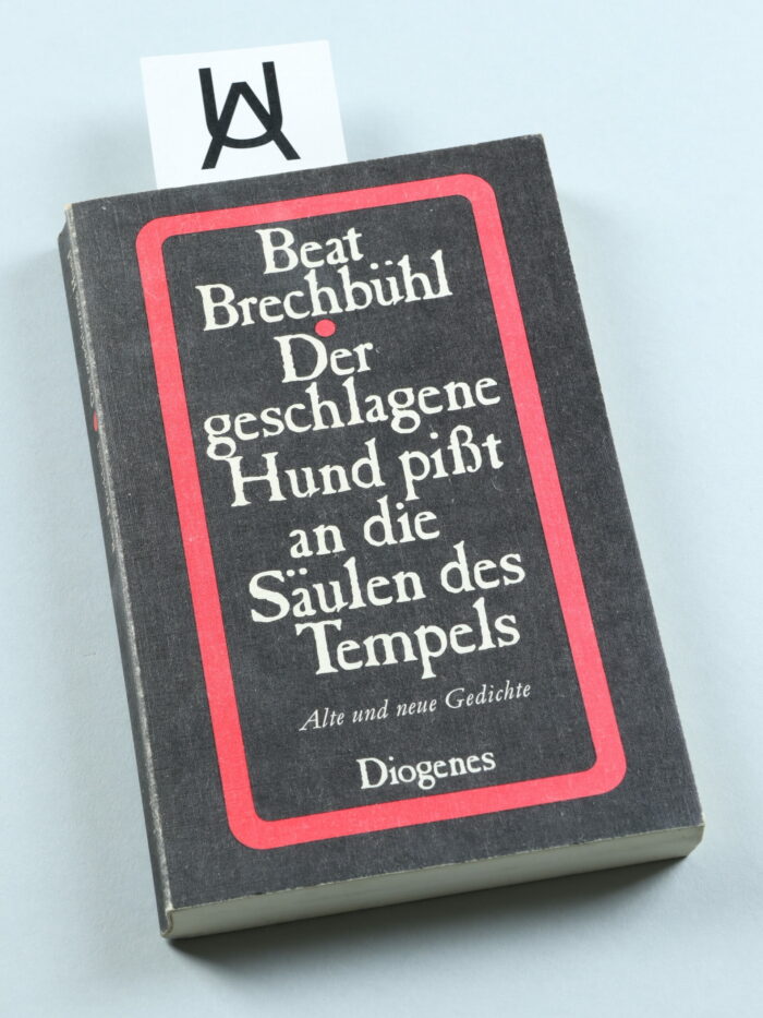 Der geschlagene Hund pisst an die Säulen des Tempels
